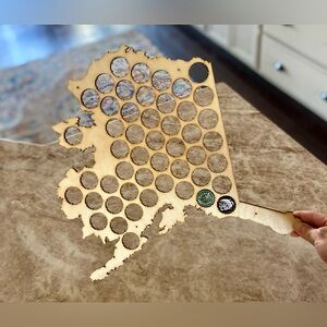 🔵 ALASKA SHAPED WOOD BEER BOTTLE CAP HOLDER 🔵
